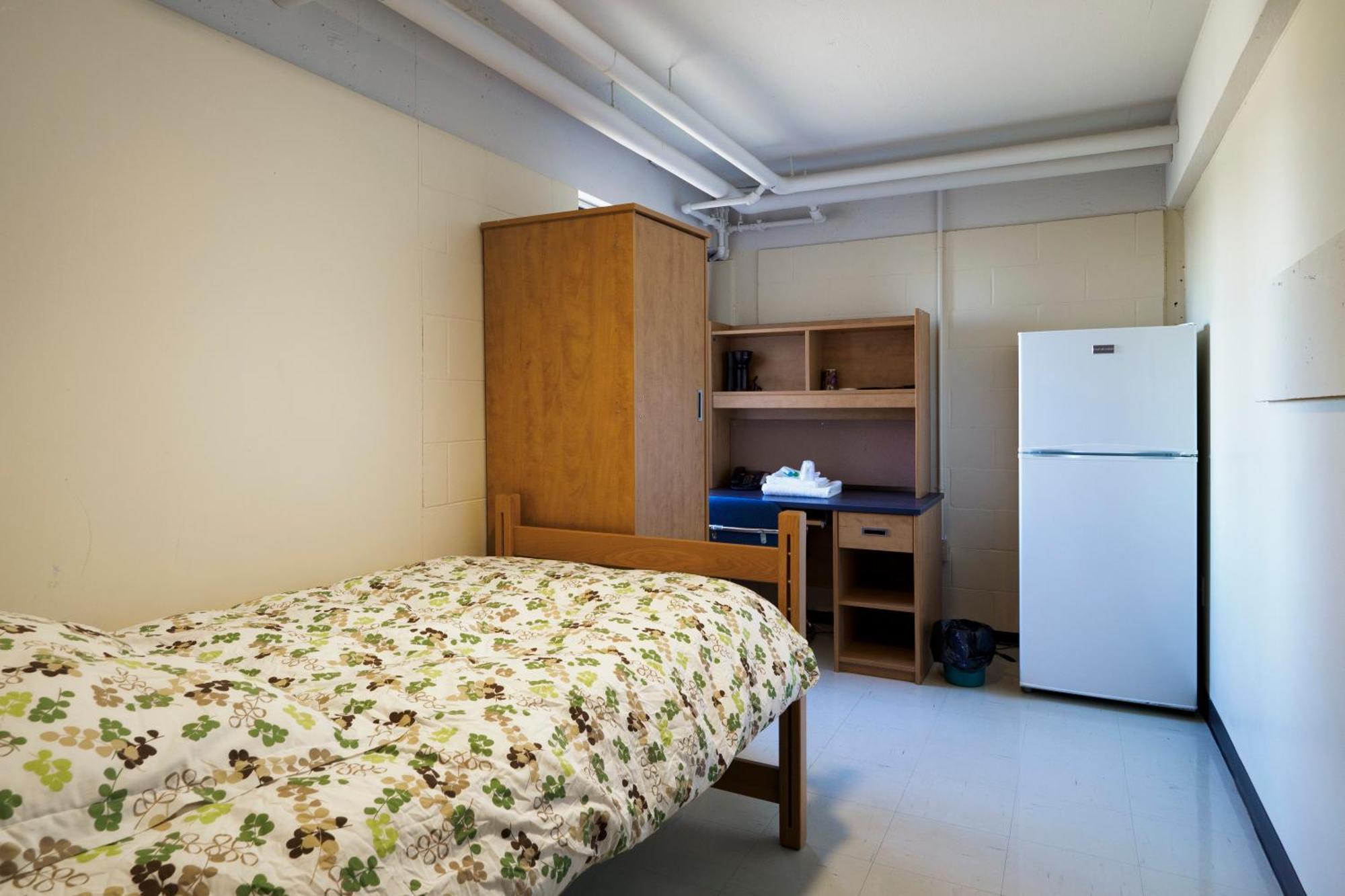 Au Campus Hotel Sherbrooke Exterior photo
